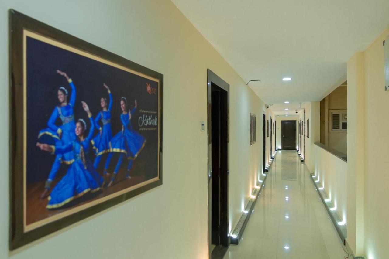 Iris At Nest Hotel Hyderabad Exterior photo