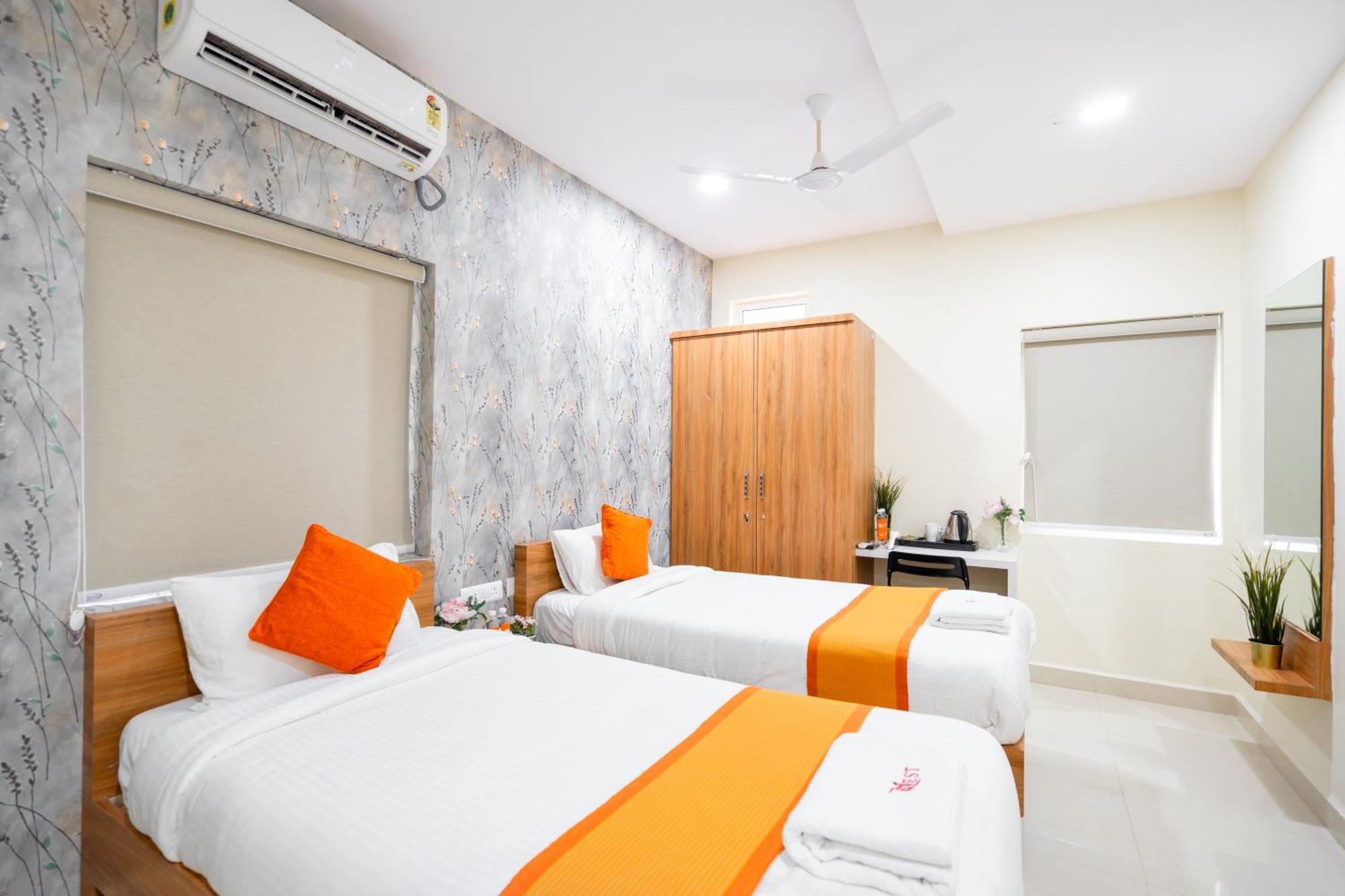 Iris At Nest Hotel Hyderabad Exterior photo