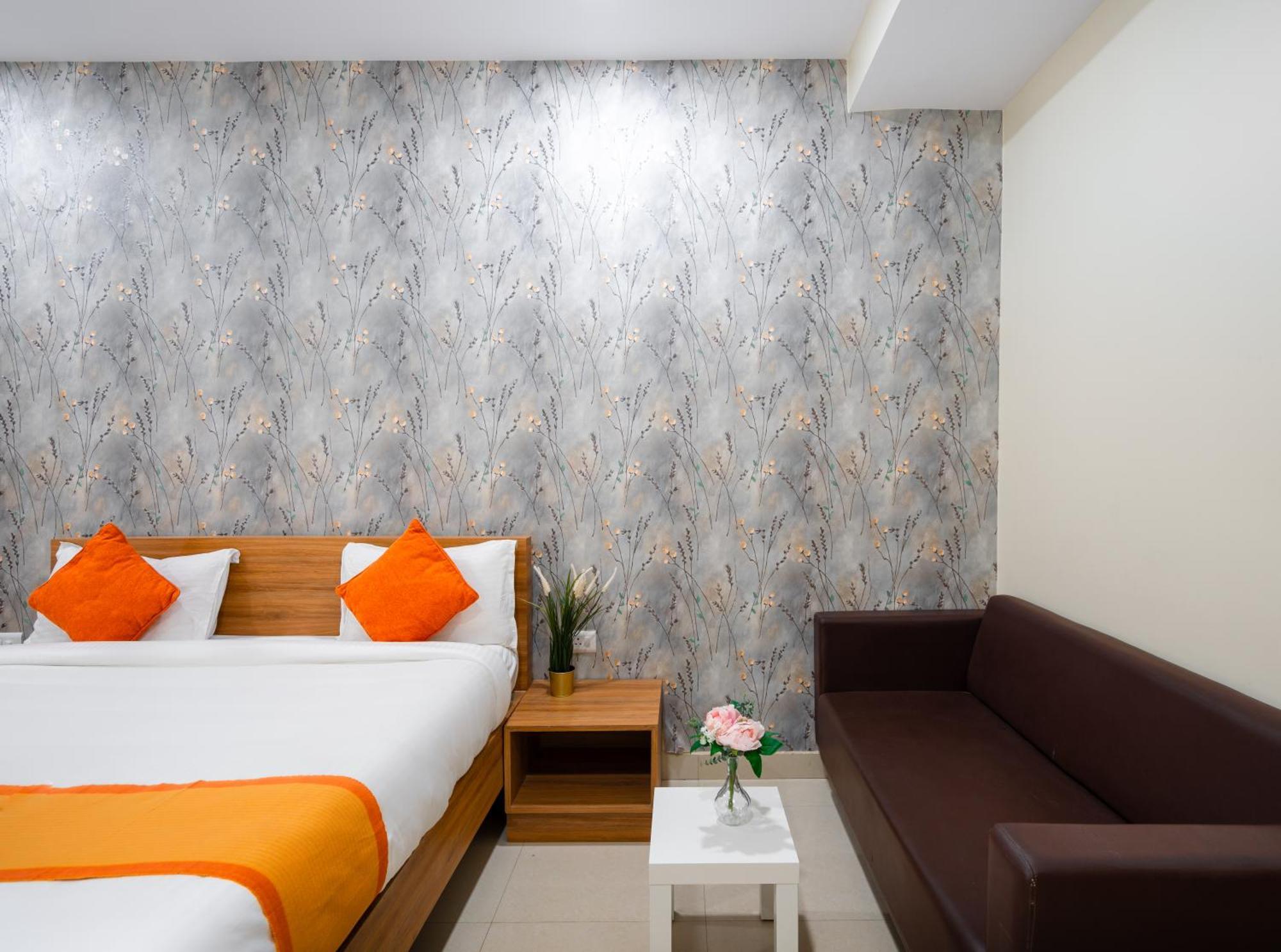Iris At Nest Hotel Hyderabad Exterior photo